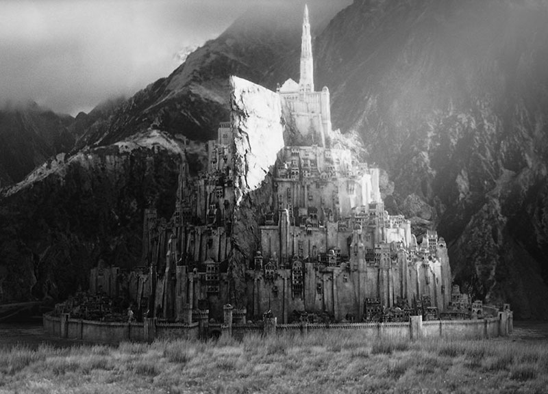 Minas Tirith_. Extras din seria cinematografică _The Lord Of The Rings. _Producție, Copyright: New Line Cinema, Wingnut Films, The Saul Zaentz Company