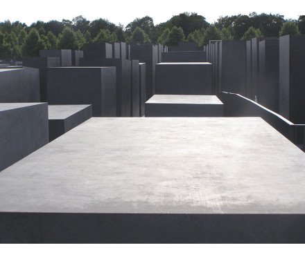 corect-holocaust