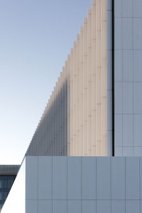 Tradecenter Oradea, proiect 2011–2014, finalizare execuție 2014; arie construită desfașurată 17.000 mp;
