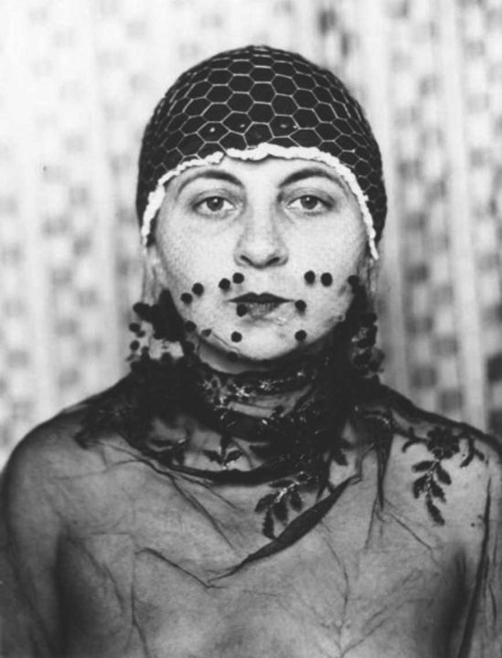 Gertrud Arndt, 1930