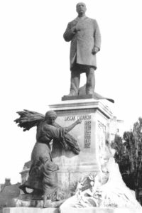 Statue of Lascăr Catargiu in the middle of Romana Square, raised in 1907 and dismantled around 1960