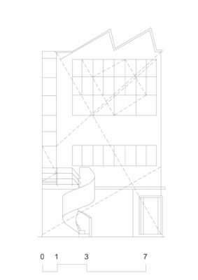 5 - Le Corbusier: The home and studio of painter Amédée Ozenfant, Paris, 1923, façade with regulating lines