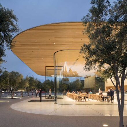 Proiect: Apple Park, Copyright holder: Nigel Young / Foster + Partners